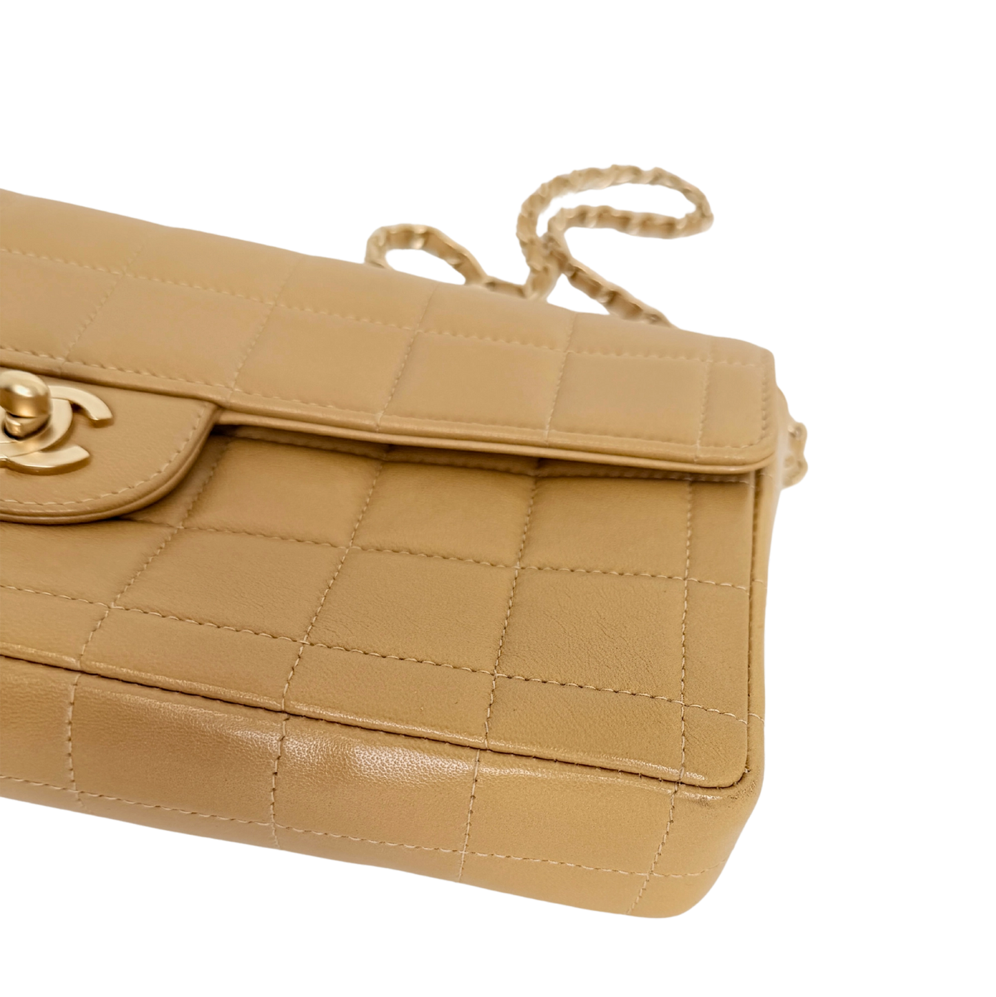 Chanel Chocolate Bar Bag Lammleder beige / sehr gut Chanel