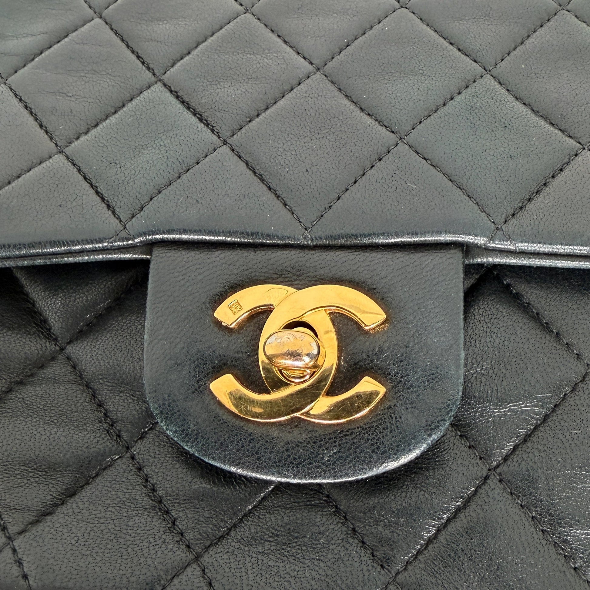Chanel Timeless Medium Doubleflap Bag Lammleder schwarz GHW / gut Chanel
