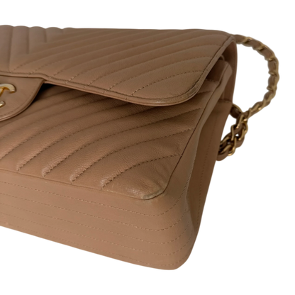 Chanel Classic Double Flap Bag Jumbo Chevron beige Chanel