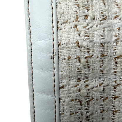 Chanel Classic Square Flap Bag Tweed weiss / beige / sehr gut Chanel