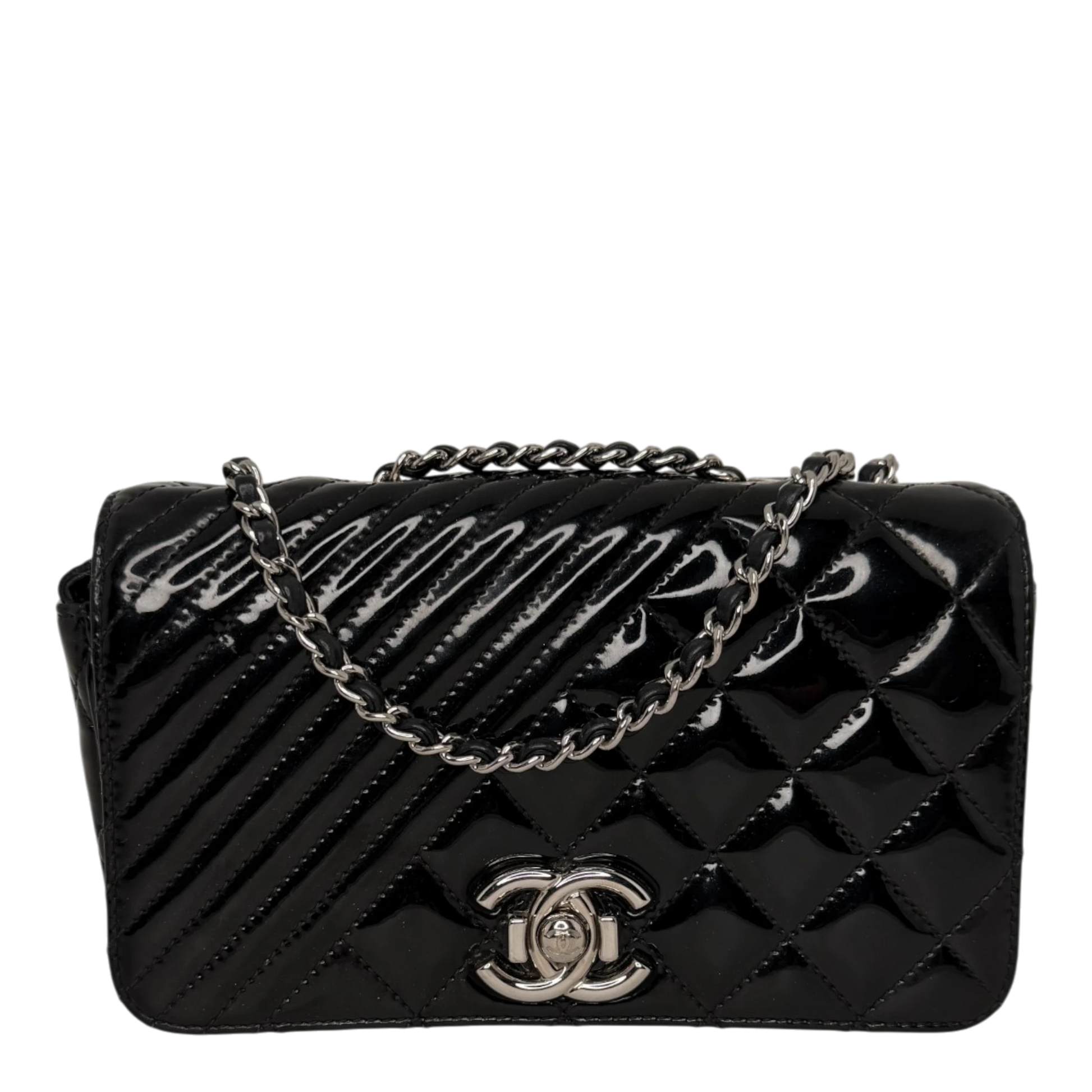 Chanel Coco Boy Flap Bag Small Lackleder silberne Hardware Chanel