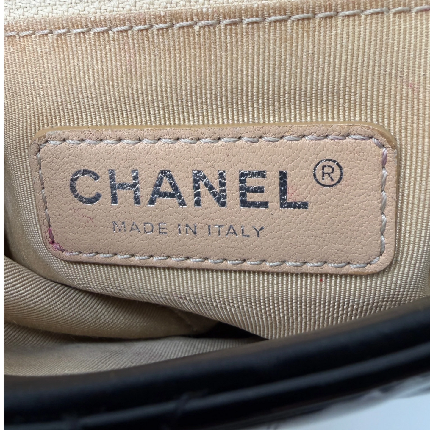 Chanel Coco Boy Flap Bag Small Lackleder silberne Hardware Chanel