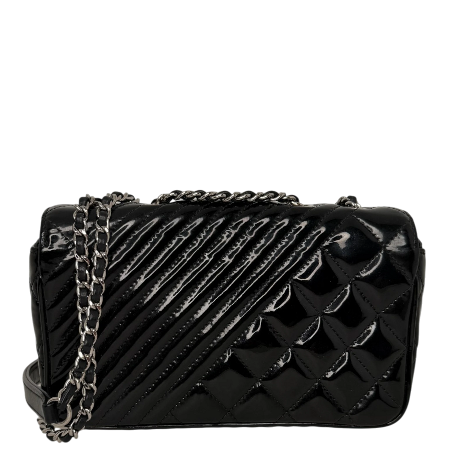 Chanel Coco Boy Flap Bag Small Lackleder silberne Hardware Chanel