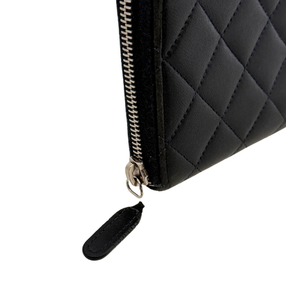 Chanel CC zip-around Geldbörse Dunkelblau / gut Louis Vuitton