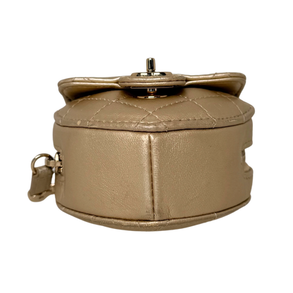 Chanel CC Mini Herztasche Gold  / gut Chanel