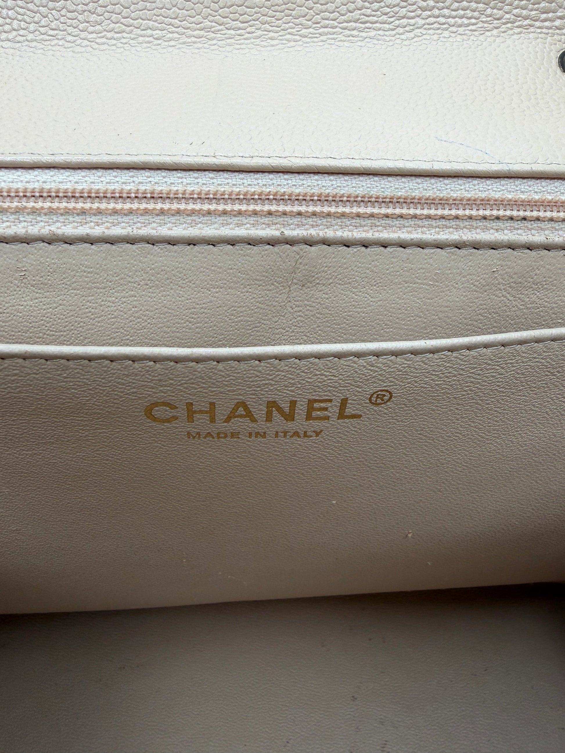 Chanel Timeless Jumbo Single Flap Bag 2010 beige Kaviarleder / gut Chanel