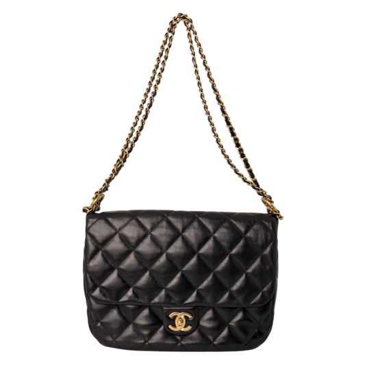 Chanel Maxi Flapbag 2024 glänzendes Kalbsleder GHW schwarz / neuwertig Chanel