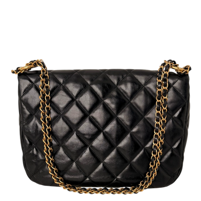 Chanel Maxi Flapbag 2024 glänzendes Kalbsleder GHW schwarz / neuwertig Chanel