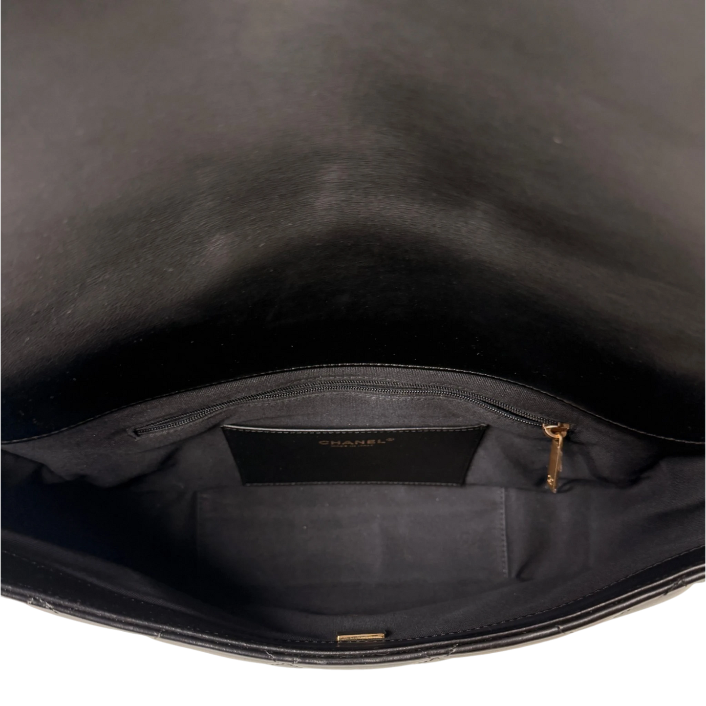 Chanel Maxi Flapbag 2024 glänzendes Kalbsleder GHW schwarz / neuwertig Chanel