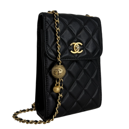 Chanel Pearl Crush Phone Holder with Chain Lammleder Schwarz Fullset / sehr gut Chanel
