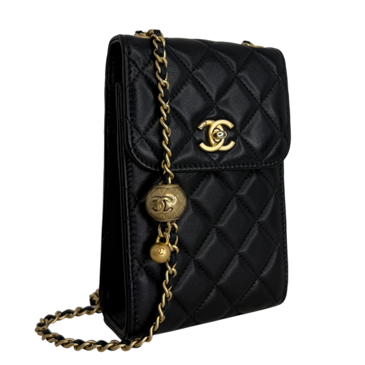 Chanel Pearl Crush Phone Holder with Chain Lammleder Schwarz Fullset / sehr gut Chanel