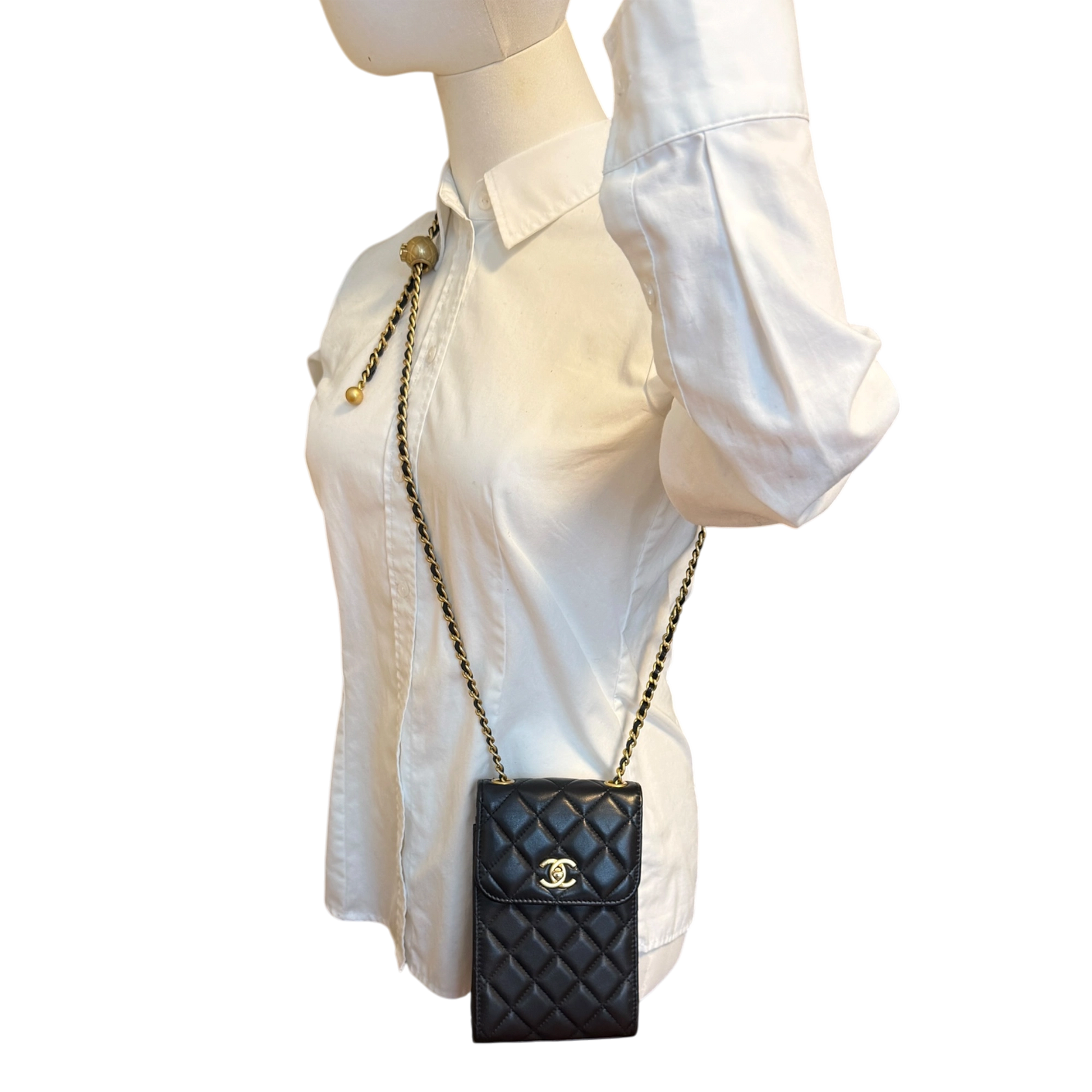 Chanel Pearl Crush Phone Holder with Chain Lammleder Schwarz Fullset / sehr gut Chanel