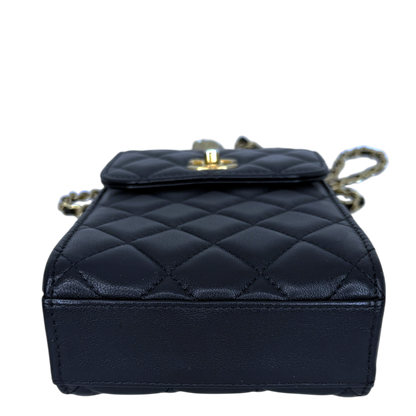 Chanel Pearl Crush Phone Holder with Chain Lammleder Schwarz Fullset / sehr gut Chanel