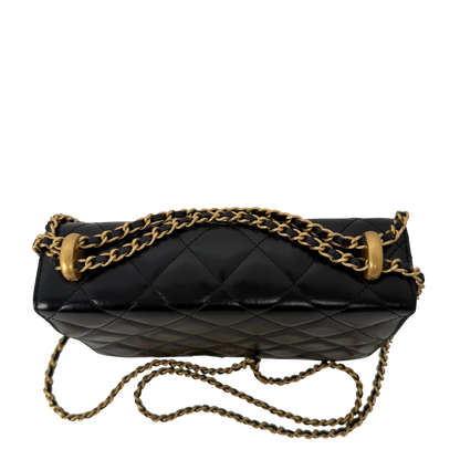 Chanel Perfect Fit Flap Bag Leder schwarz Fullset aktuelle Kollektion / neuwertig Chanel