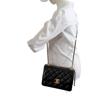 Chanel Perfect Fit Flap Bag Leder schwarz Fullset aktuelle Kollektion / neuwertig Chanel