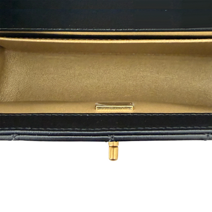 Chanel Perfect Fit Flap Bag Leder schwarz Fullset aktuelle Kollektion / neuwertig Chanel