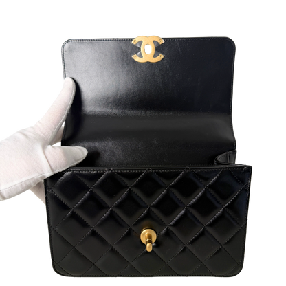 Chanel Perfect Fit Flap Bag Leder schwarz Fullset aktuelle Kollektion / neuwertig Chanel