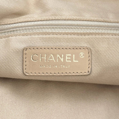 Chanel Puzzle Quilted Patent Tote Bag Schwarz / sehr gut Chanel