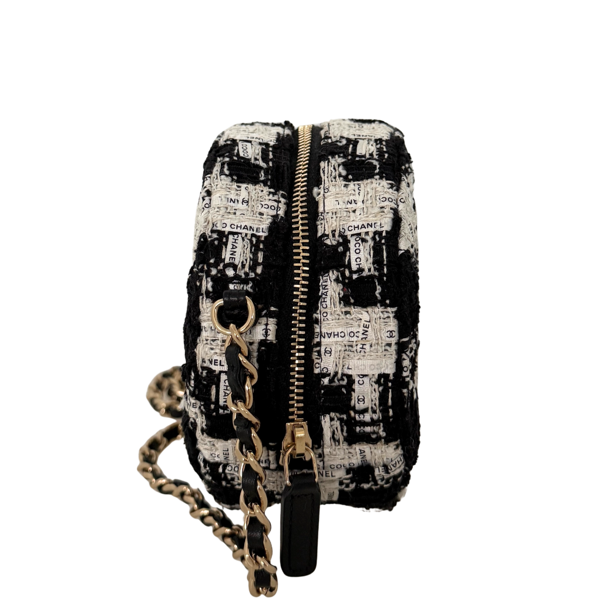 Chanel Round As Earth Tweed Crossbody Bag Schwarz / neuwertig Chanel