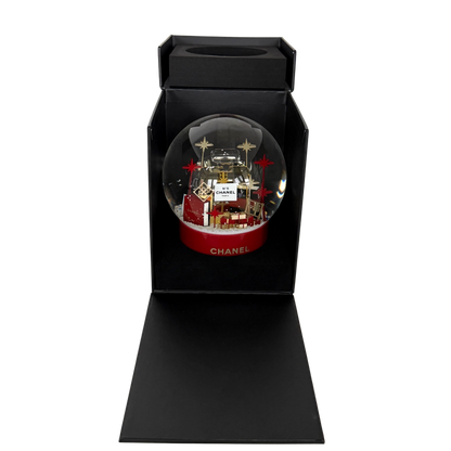 Chanel Schneekugel 2022 Rot / neuwertig Chanel