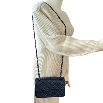 Chanel Mini Reissue 224 2.55 Flap So Black Aged Calfskin schwarze Hardware Fullset / neuwertig Chanel