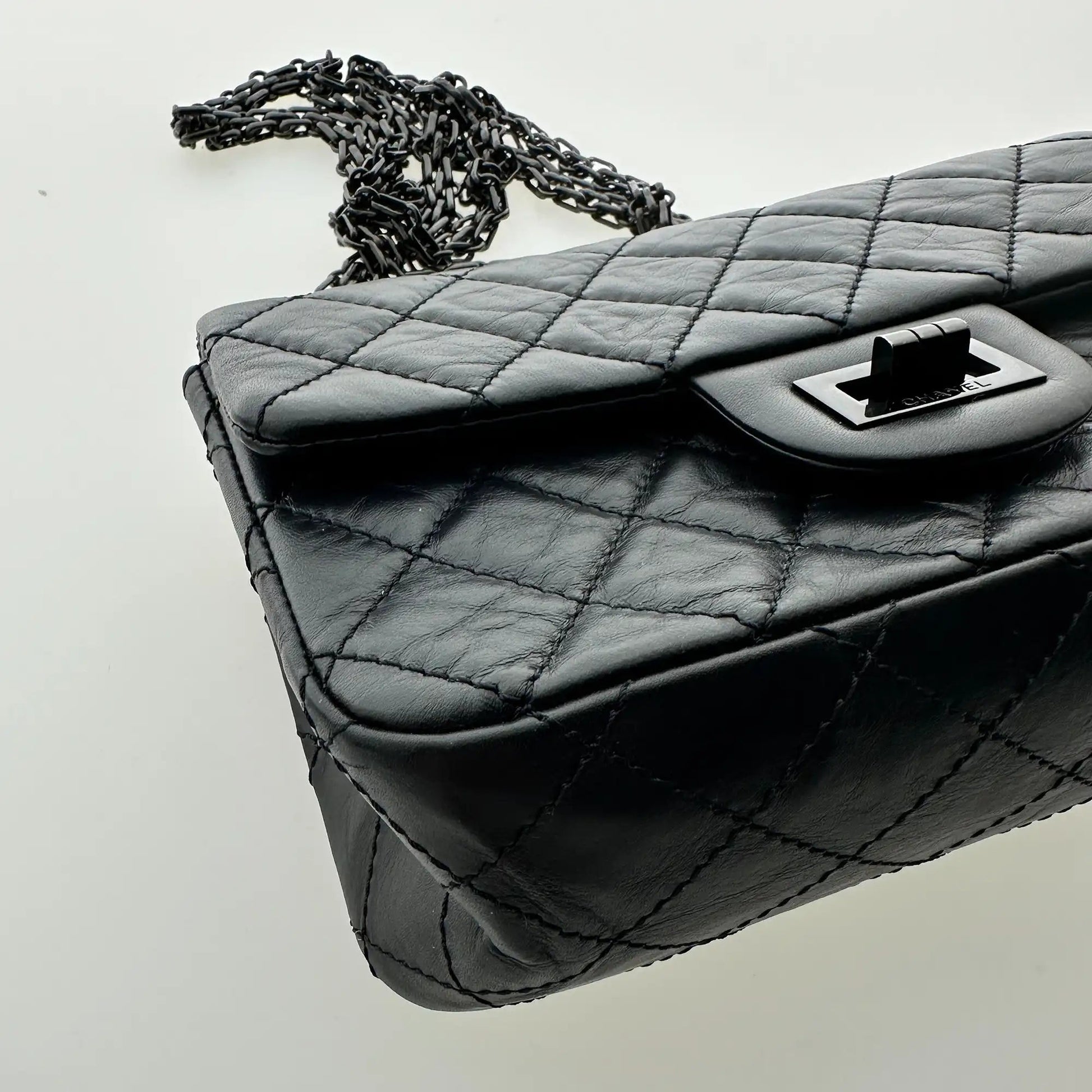 Chanel Mini Reissue 224 2.55 Flap So Black Aged Calfskin schwarze Hardware Fullset / neuwertig Chanel
