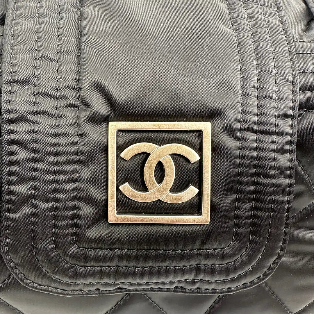 Chanel Black Sports Line Nylon Sporttasche schwarz / sehr gut Chanel