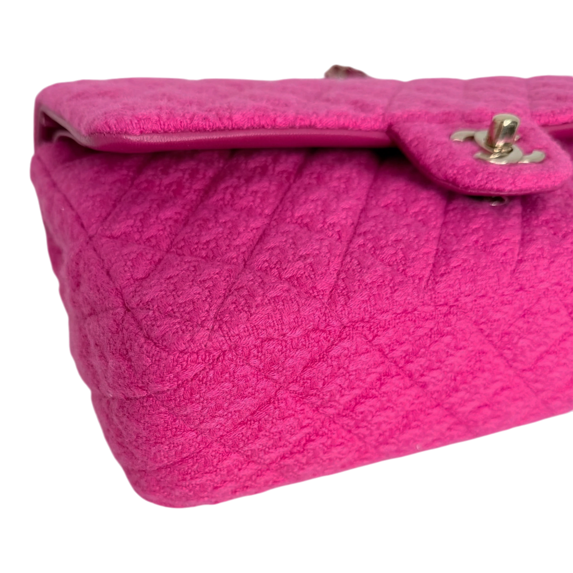 Chanel Timeless Double Flapbag Medium Tweed Pink 2022 Chanel