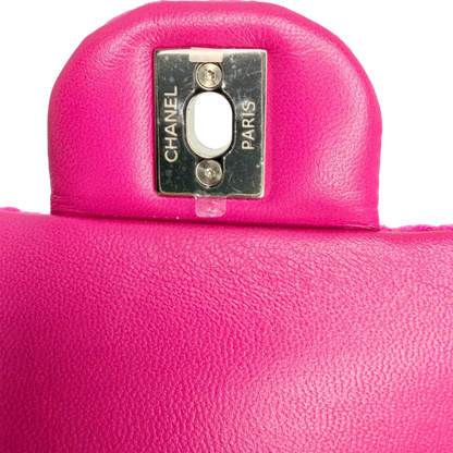 Chanel Timeless Double Flapbag Medium Tweed Pink 2022 Chanel