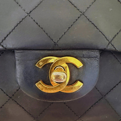 Chanel Timeless Double Flap Bag Medium Vintage schwarz / akzeptabel Chanel