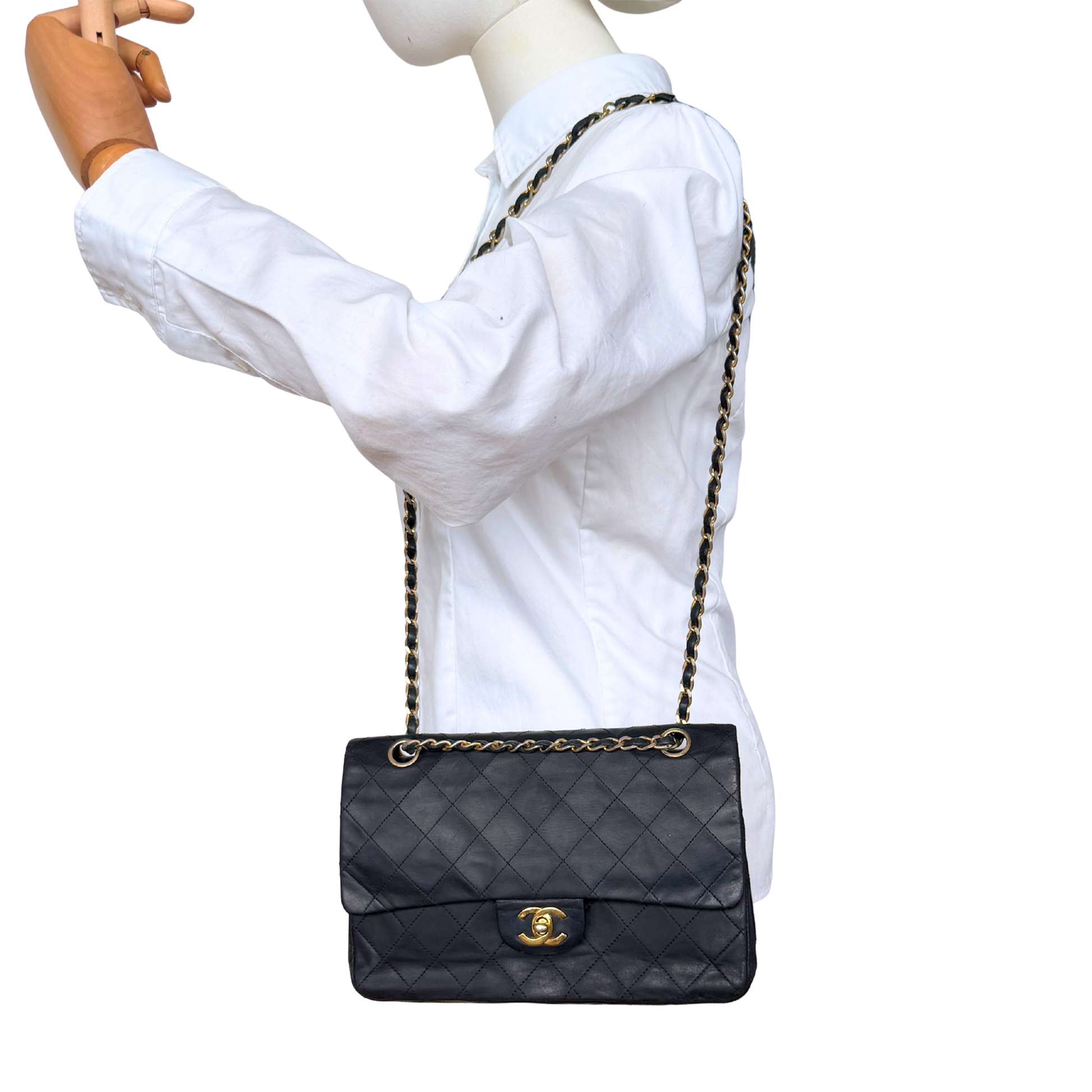 Chanel Timeless Double Flap Bag Medium Vintage schwarz / akzeptabel Chanel