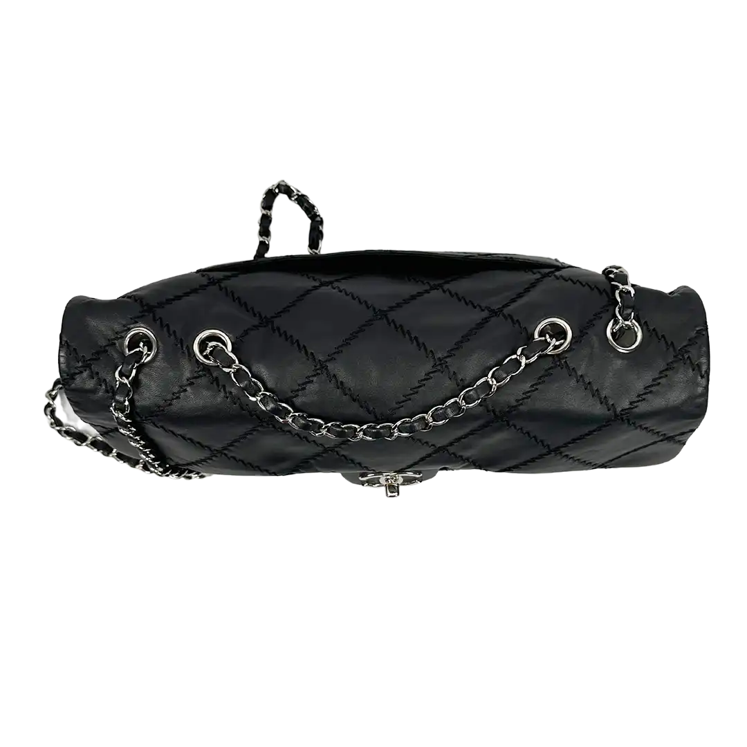 Chanel Timeless Baguette Ultimate Stitch Schultertasche schwarz / neuwertig Chanel