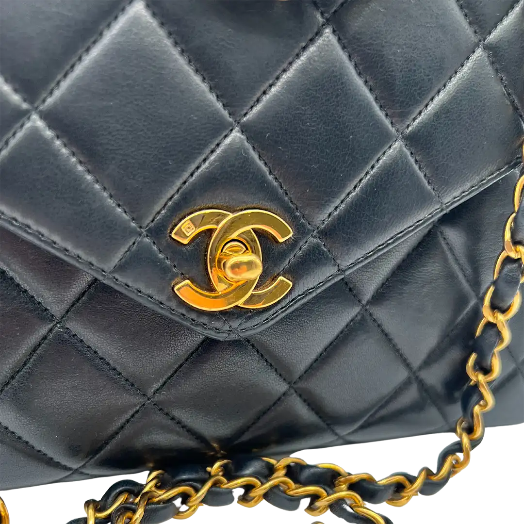 Chanel Vintage CC