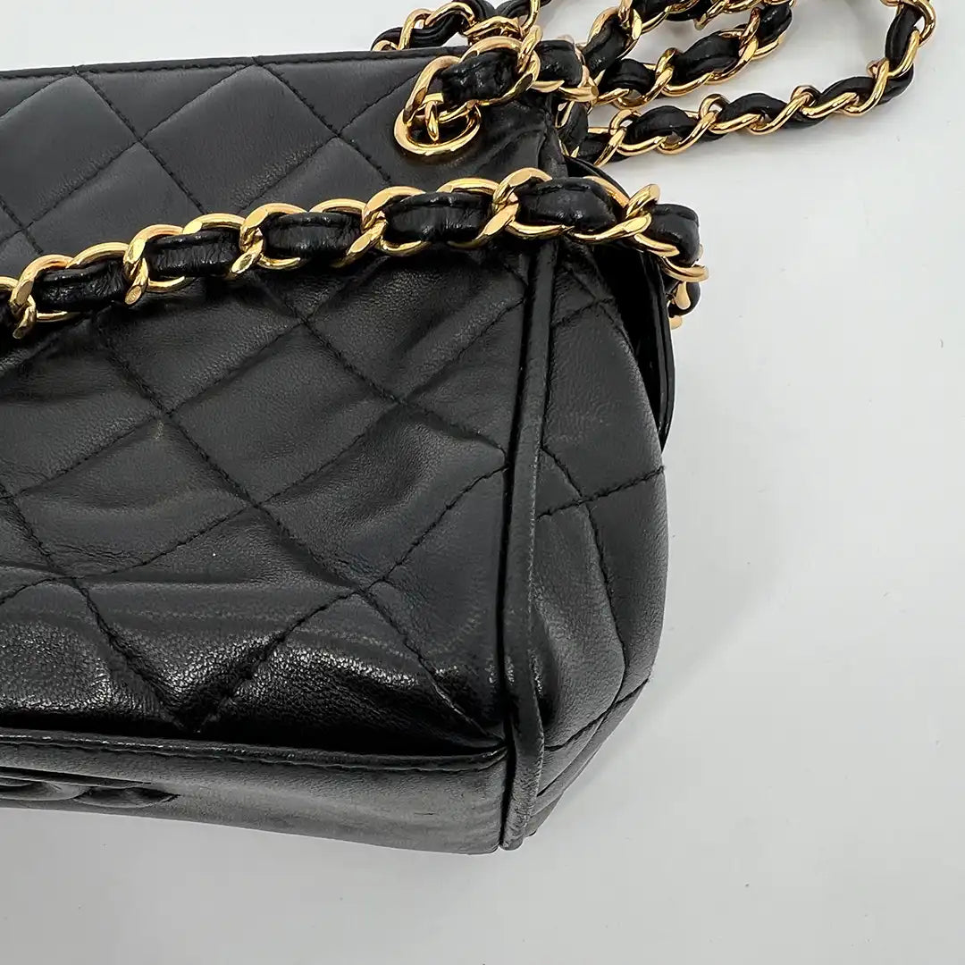 Chanel Mini Vintage Handtasche schwarz Leder / sehr gut Chanel