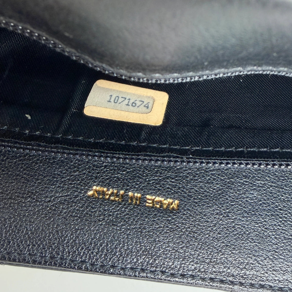 Chanel Vintage Flap Bag Lammleder Schwarz Gold CC Logo 1989-1991 Chanel