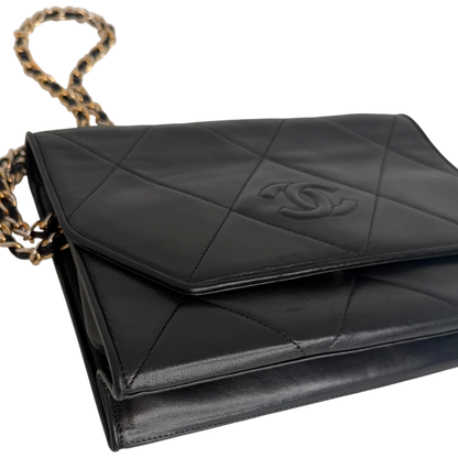 Chanel Vintage Flap Bag Lammleder Schwarz Gold CC Logo 1989-1991 Chanel