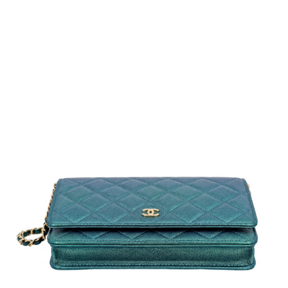 Chanel Classic Wallet on Chain WOC Iridescent Caviar Grün Gold Chanel