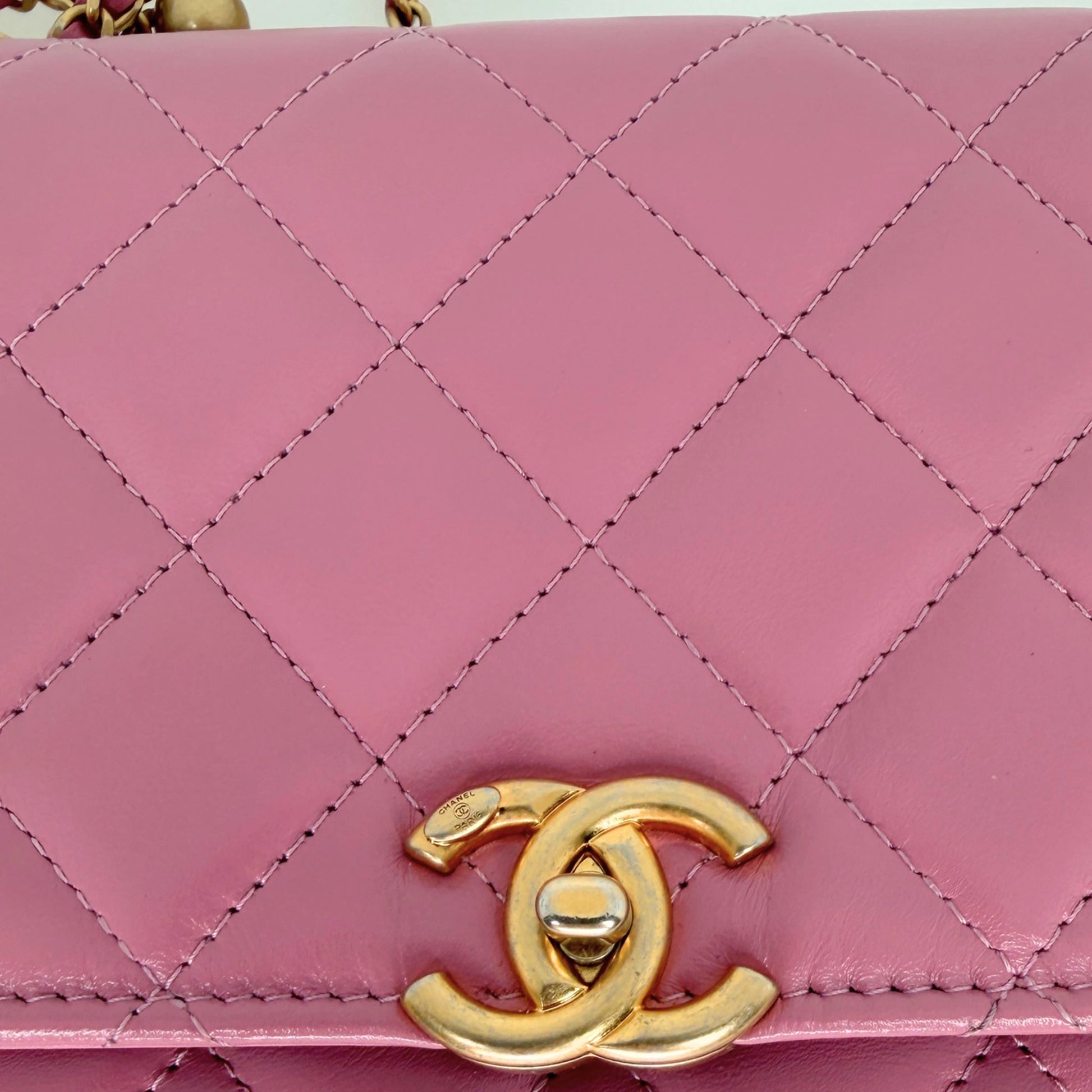Chanel Wallet on Chain Pink glänzenes Kalbsleder Fullset / Sehr gut Chanel