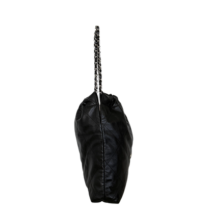 Chanel 22 mittelgroße Hobobag aus Kalbsleder Schwarz silberne Hardware / neuwertig Chanel