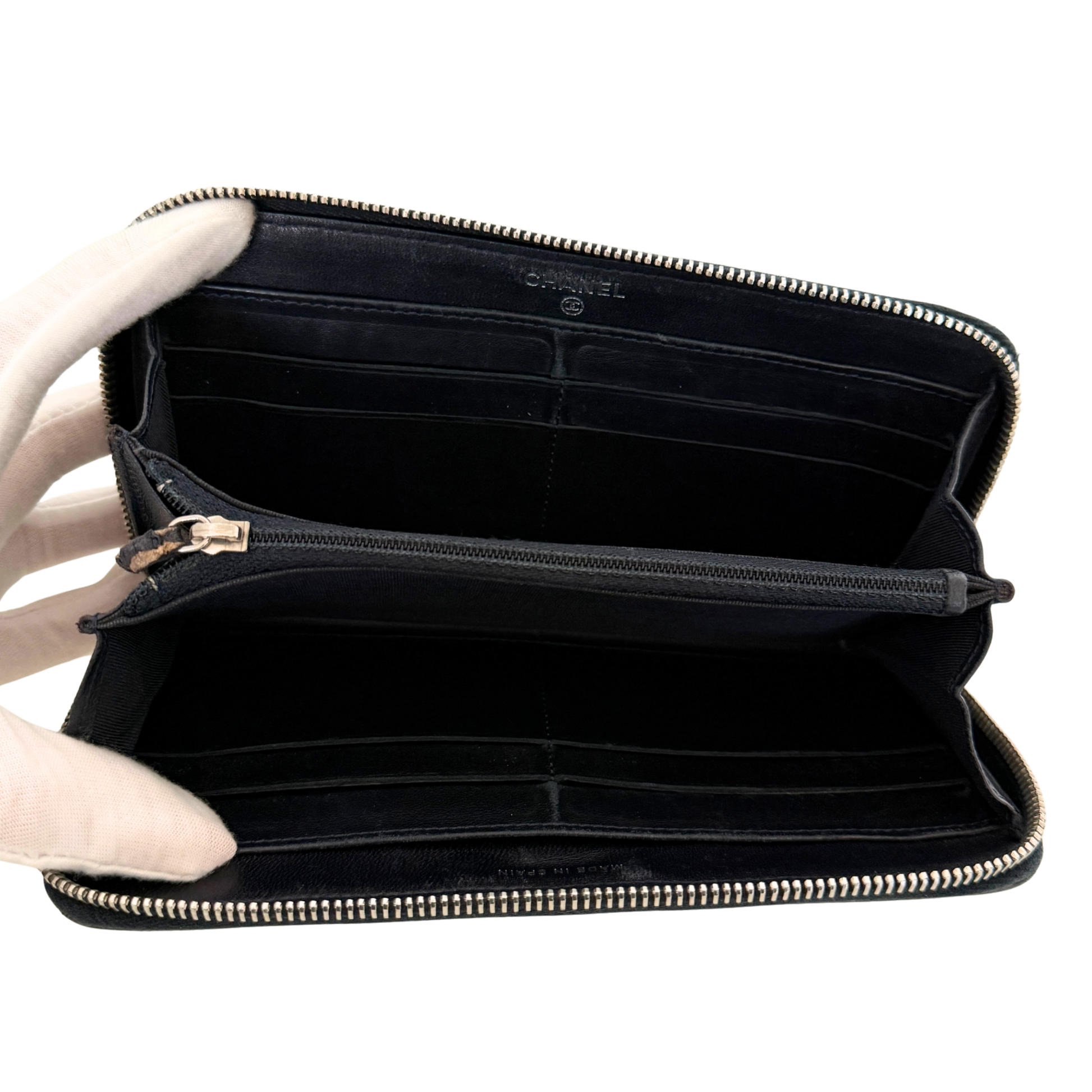 Chanel CC zip-around Geldbörse Dunkelblau / gut Louis Vuitton