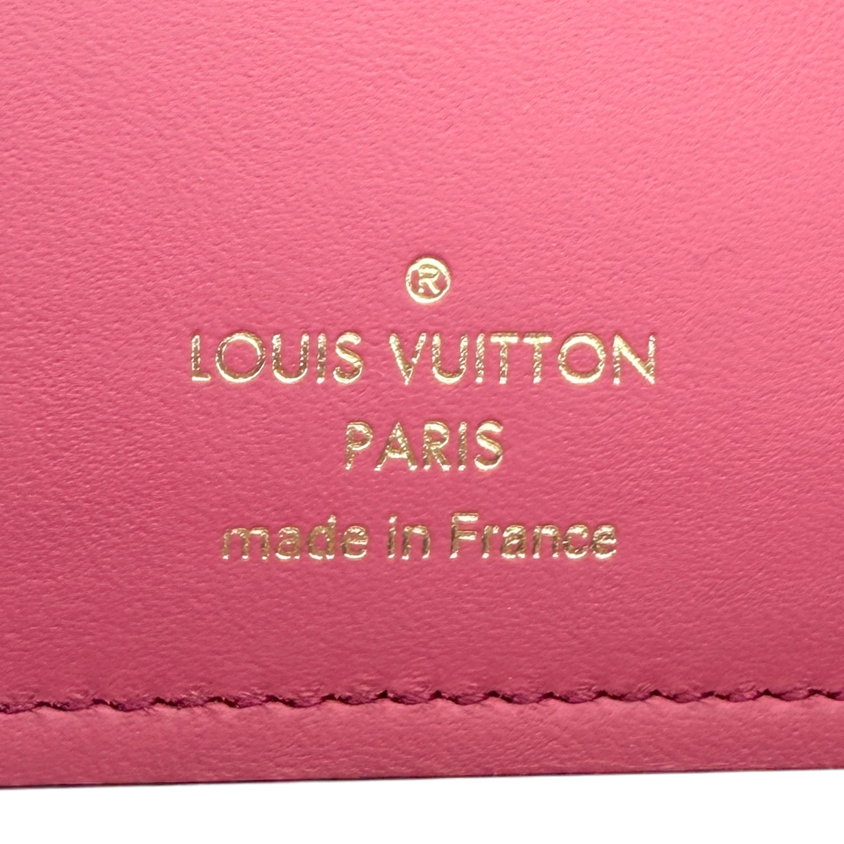 Louis Vuitton Compact Capucines Geldbörse Noir Rose / neuwertig Louis Vuitton