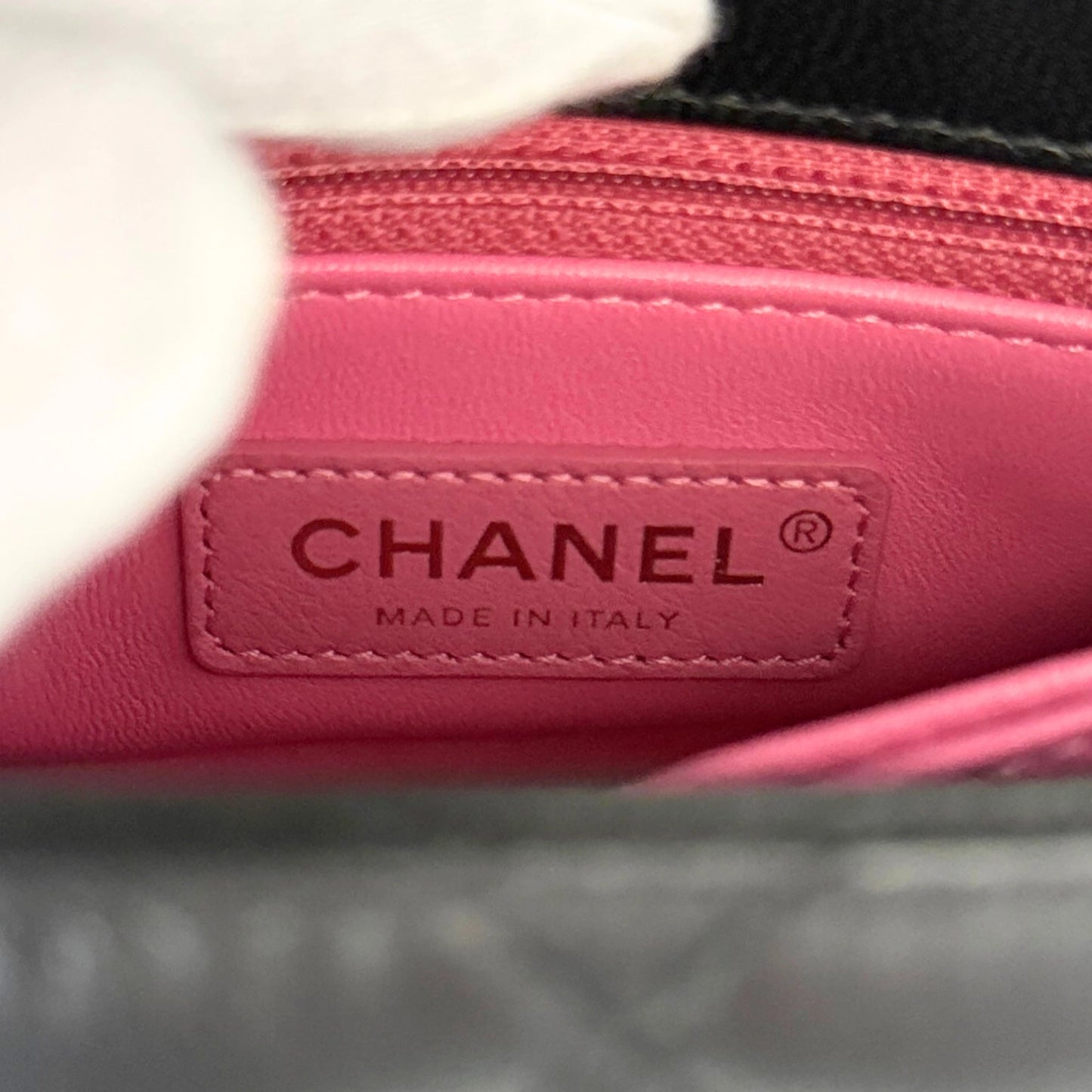 Chanel Mini Flap Bag mit Rainbow Top Handle Lammleder Schwarz / neuwertig Chanel