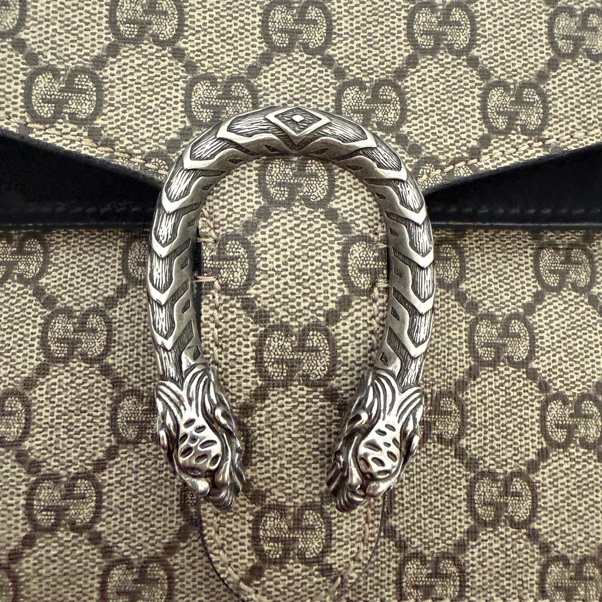 Gucci Dionysus Kleine Schultertasche GG Supreme Beige / sehr gut Gucci