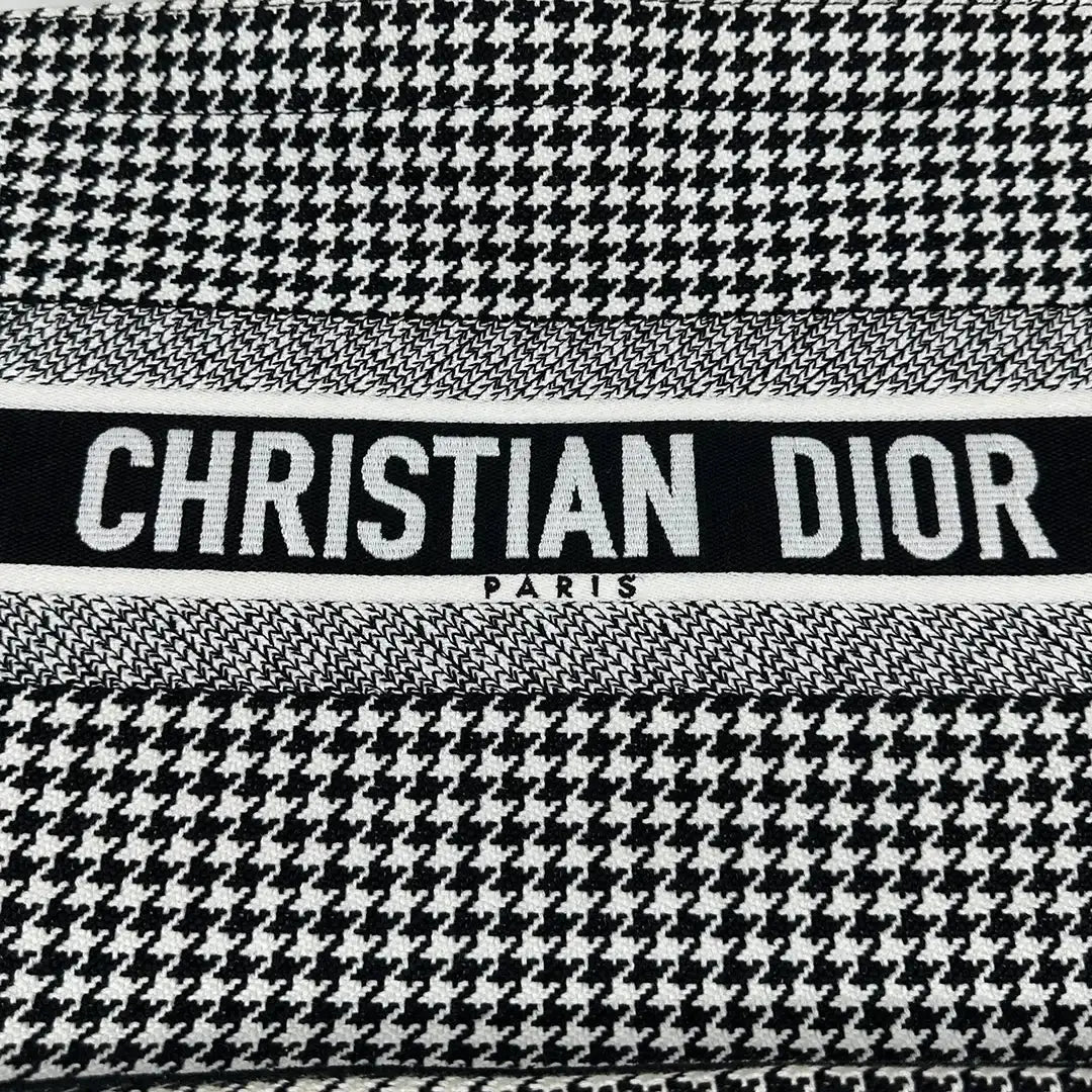 Dior Booktote mittelgroß Hahnentritt schwarz weiß/ sehr gut Dior