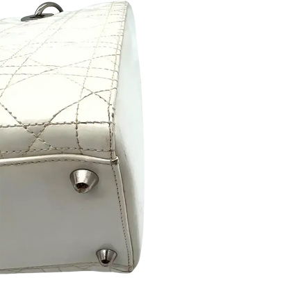 Dior Lady Dior weiss detail boden