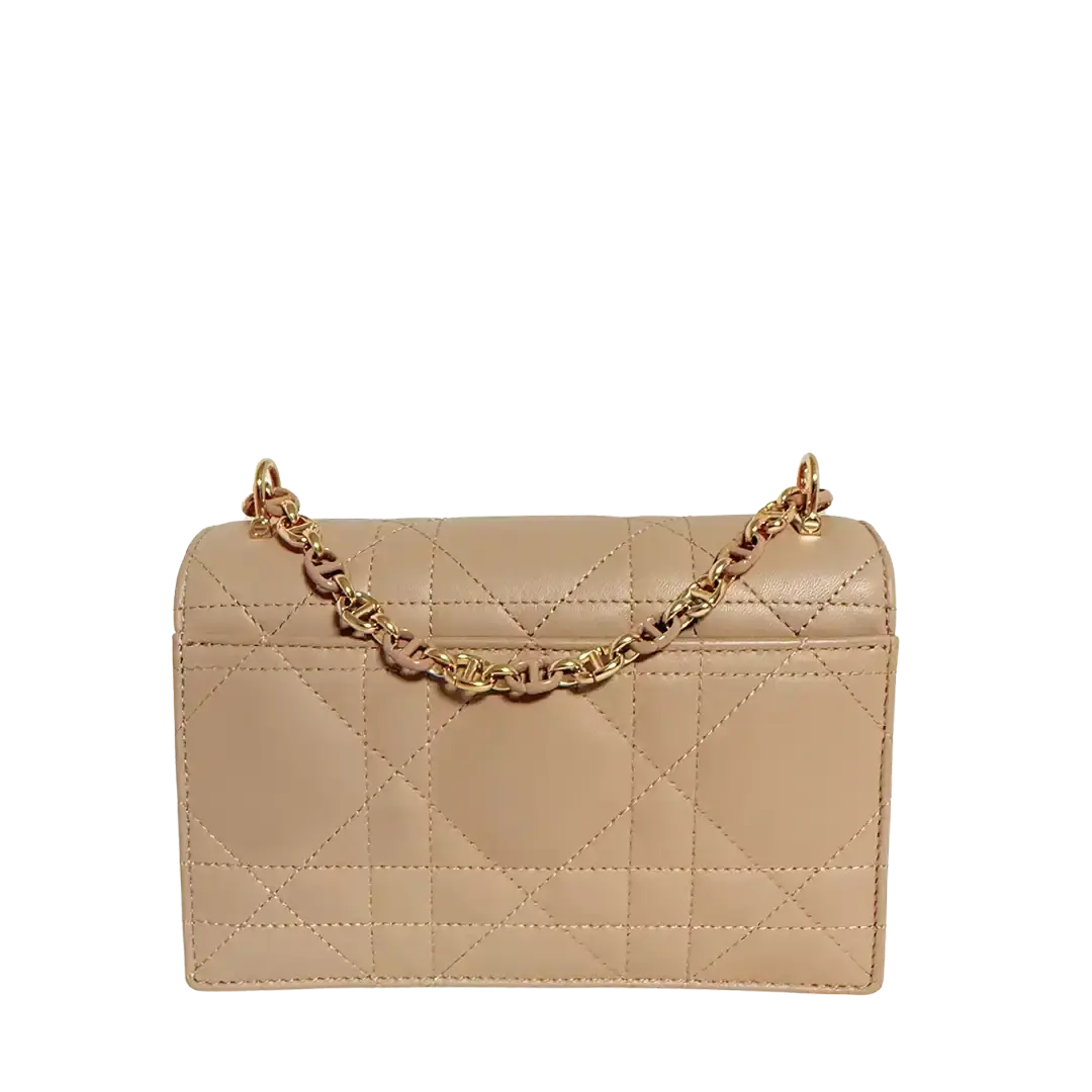 Dior Miss Caro Minitasche Macrocannage Lammleder in Puderbeige / neuwertig Dior