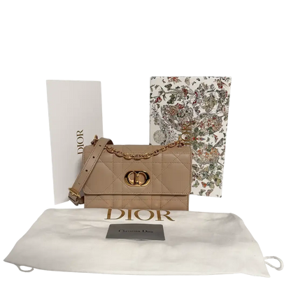 Dior Miss Caro Minitasche Macrocannage Lammleder in Puderbeige / neuwertig Dior