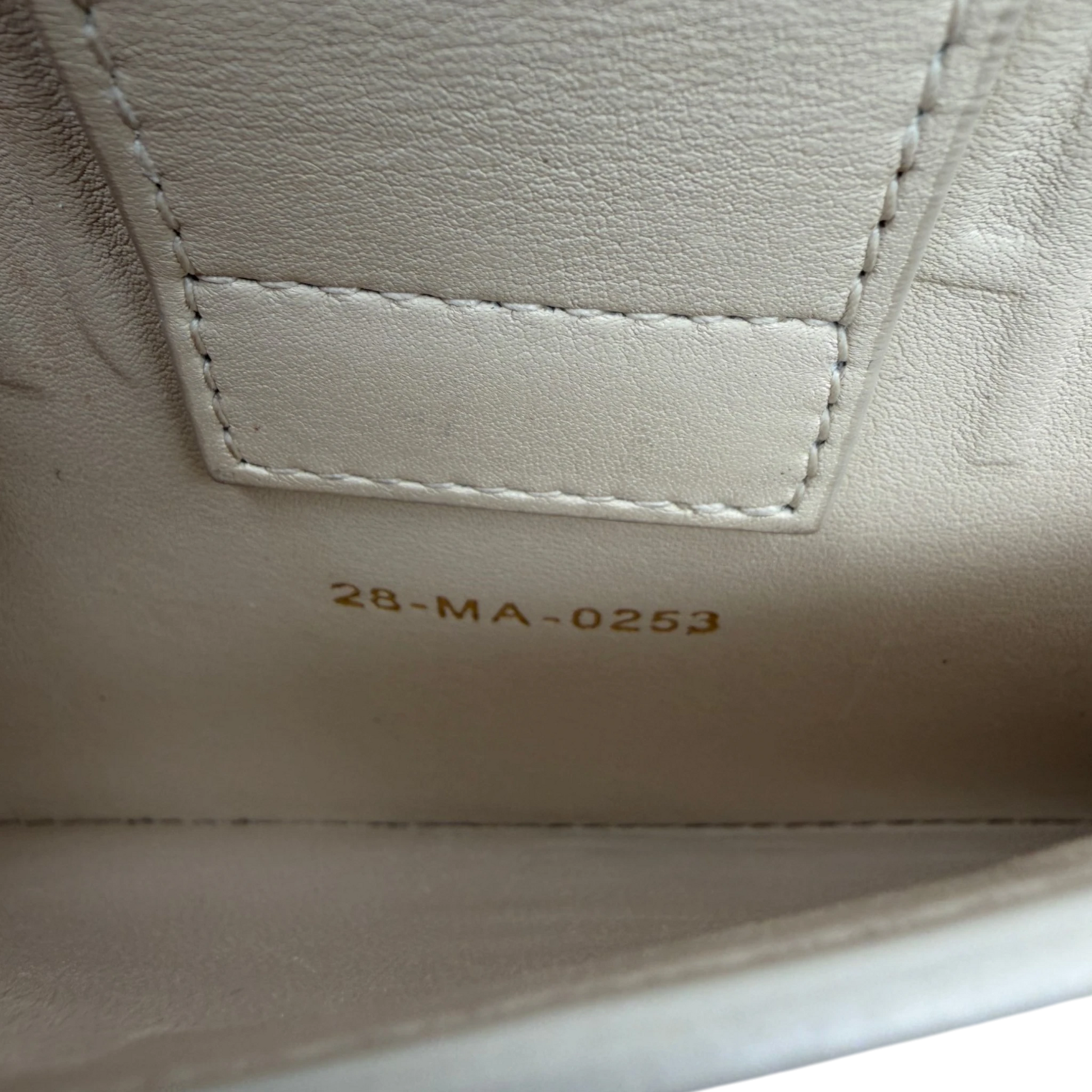 Dior Cream 30 Montaigne Flap Handtasche Cream Leder / gut Dior
