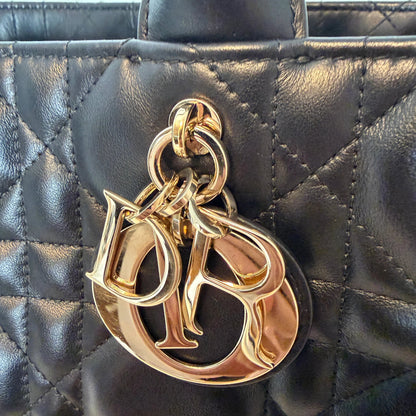 Dior Book Tote Large Macrocannage Kalbsleder Schwarz Gold Dior