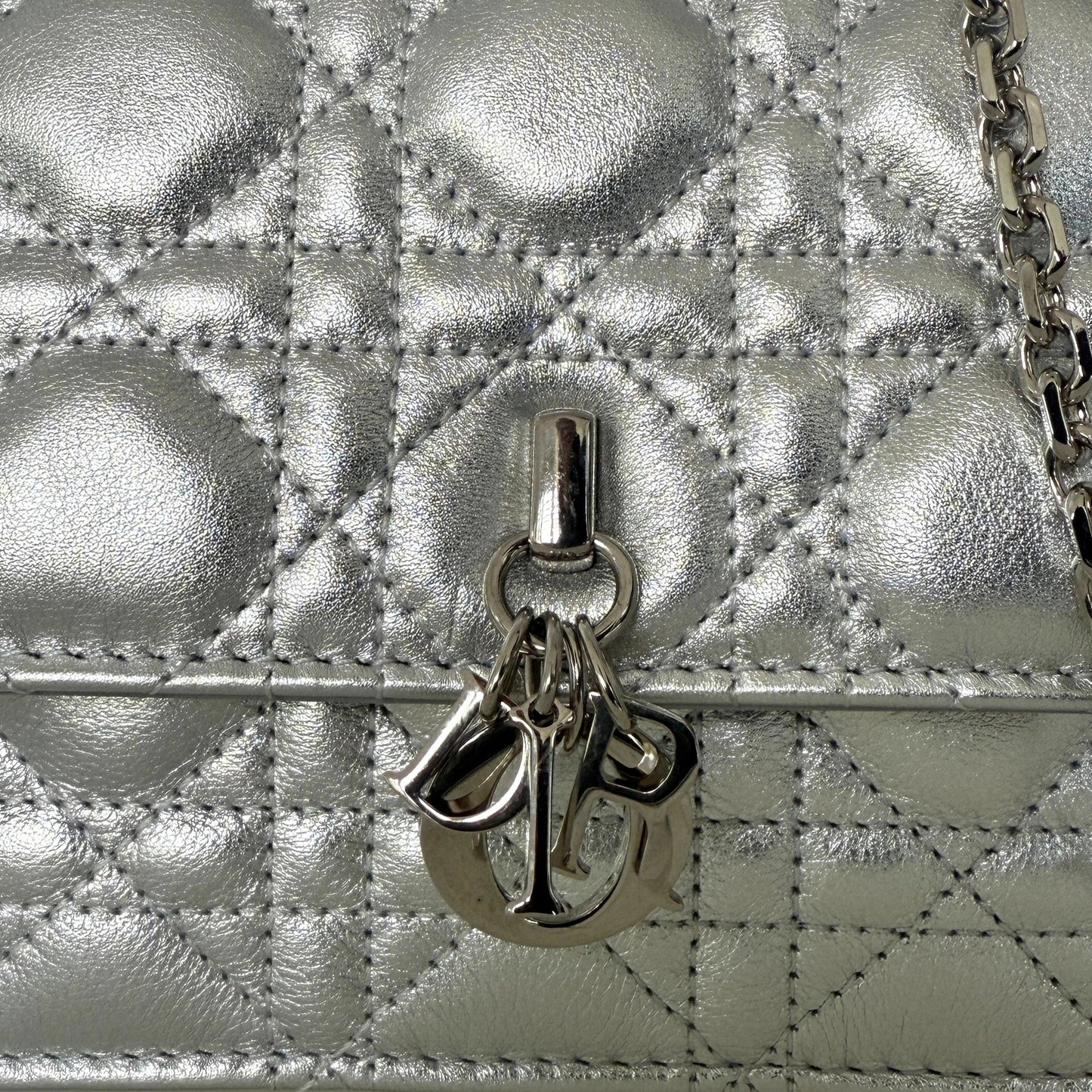 Dior My Dior Daily Pouch mit Kette Silber / sehr gut Dior